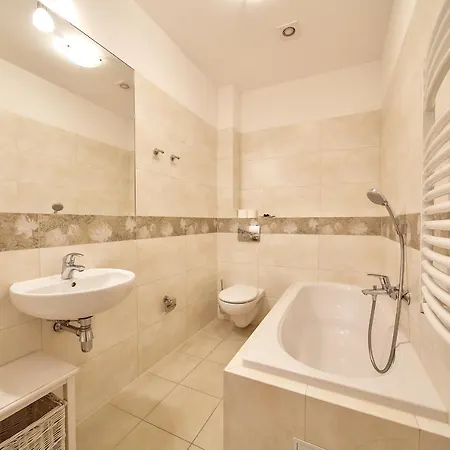 Gorska Legenda & דירה שצ'צ'ירק