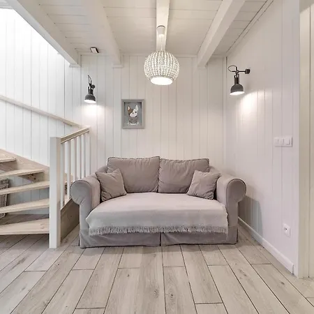 Gorska Legenda & شقة